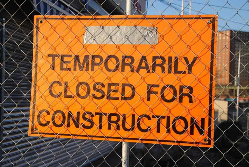 website, under construction, information sign